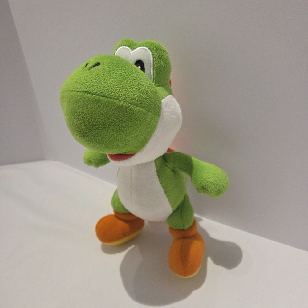 2021 Jakks Pacific Nintendo Super Mario Yoshi 9" Plush Stuffed Animal Toy Doll